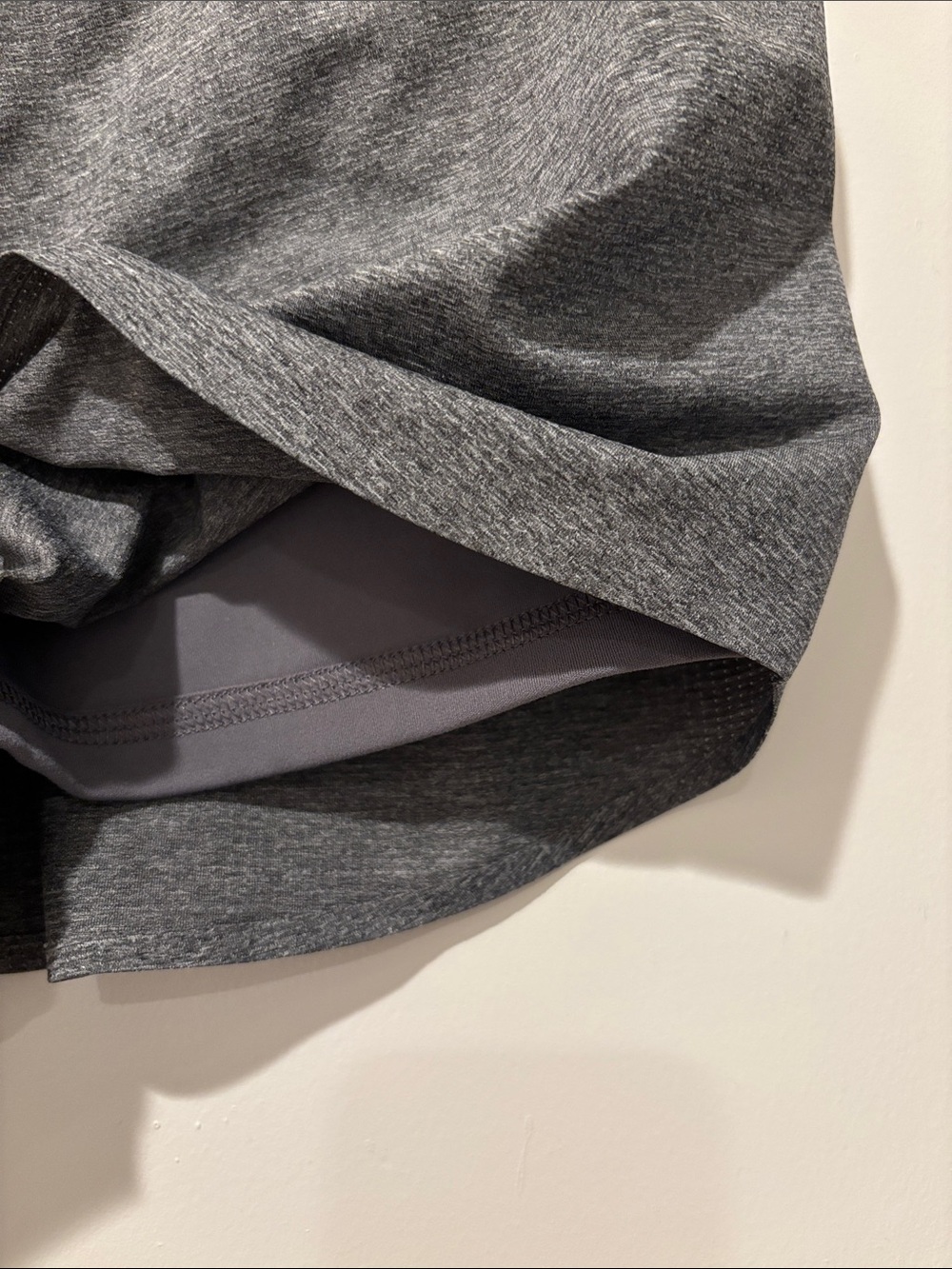 Uniqlo Women’s Gray Athletic Shorts - Comfortable Everyday Fit - Picture 3 of 3